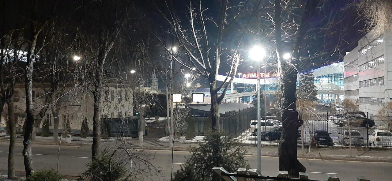 Apartments On Ahmetova 4 Αλμάτι Εξωτερικό φωτογραφία
